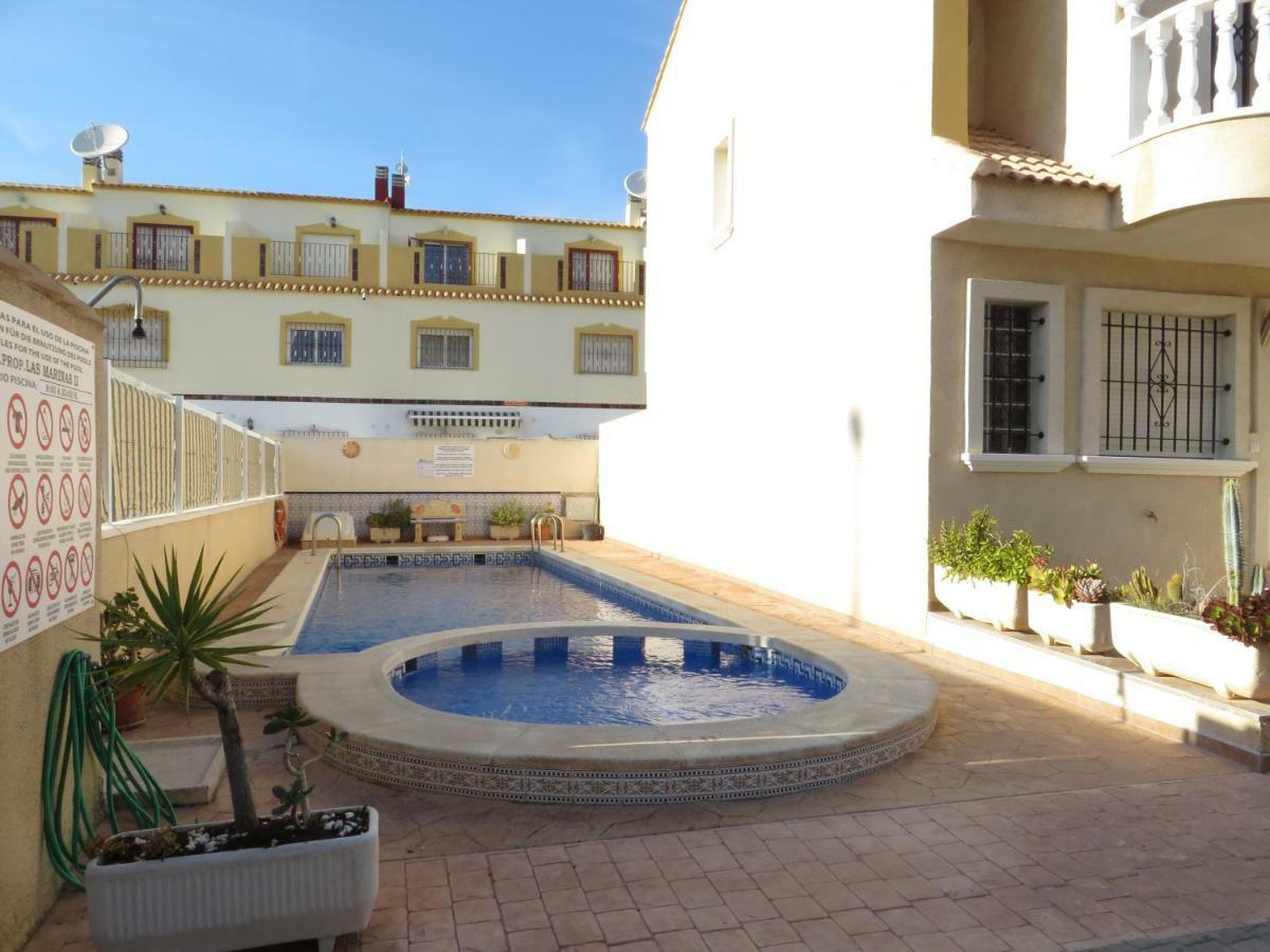 Casa Para Descanso Dehesa de Campoamor  Kültér fotó